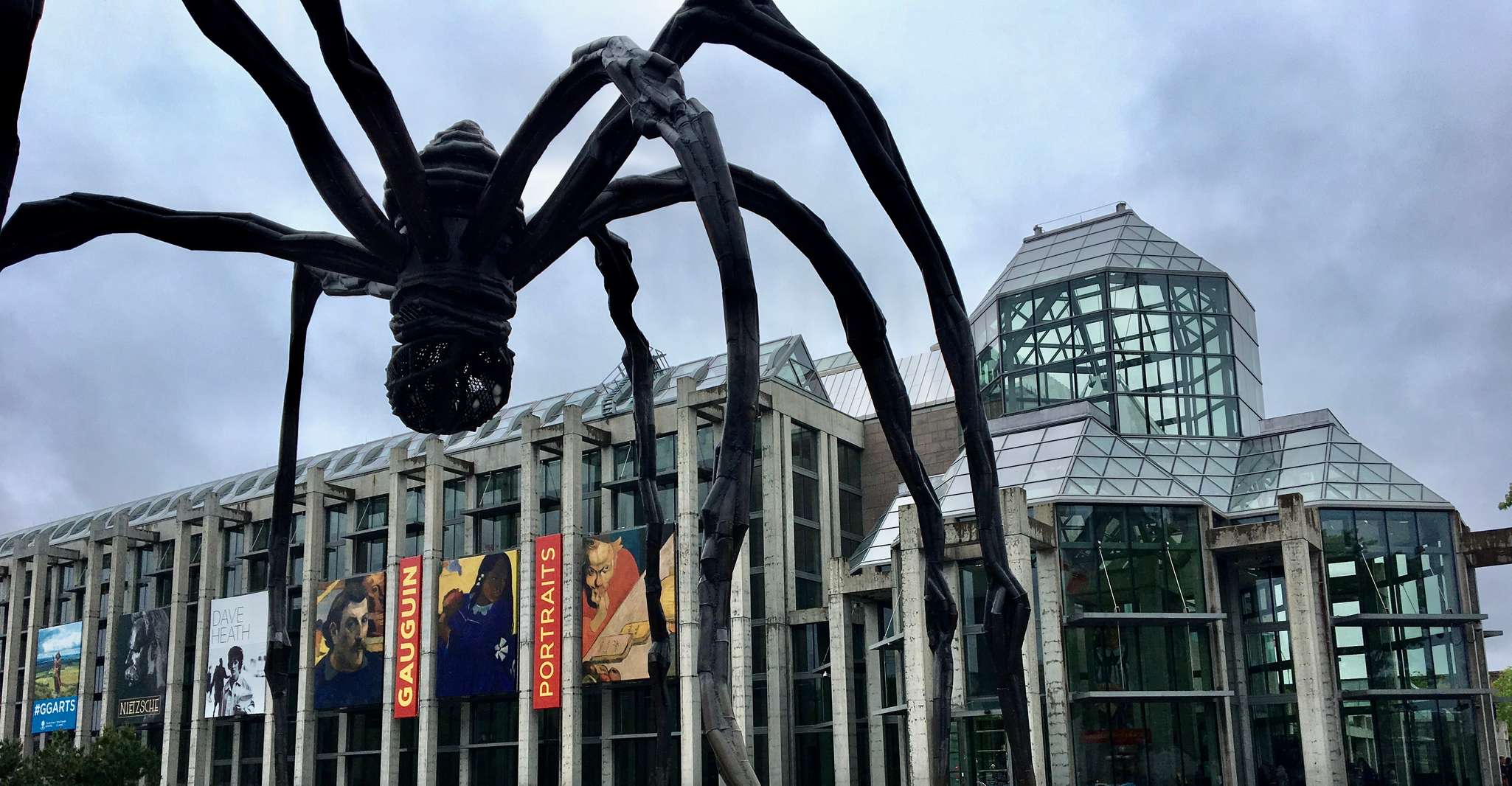 Montreal: Private Day Tour to Ottawa photo 5