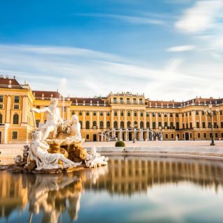 Vienna: Schönbrunn Palace Family-Friendly Tour & Zoo Ticket