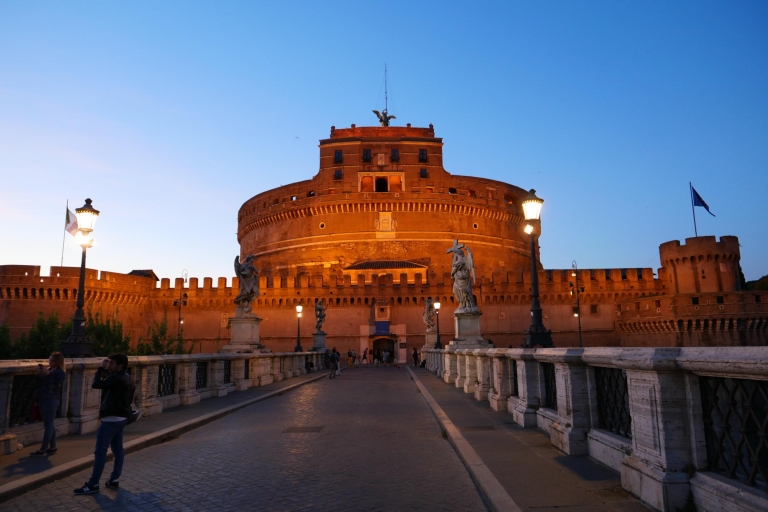 Roma: recorrido a pie por los escenarios de la Ópera ToscaTour en ingles