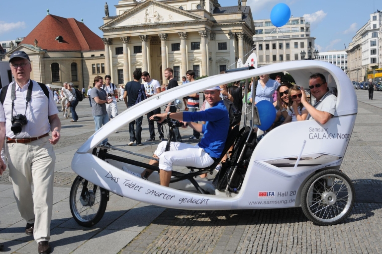Berlin: Private Guided E-Rickshaw Tour 1.5-Hour Tour