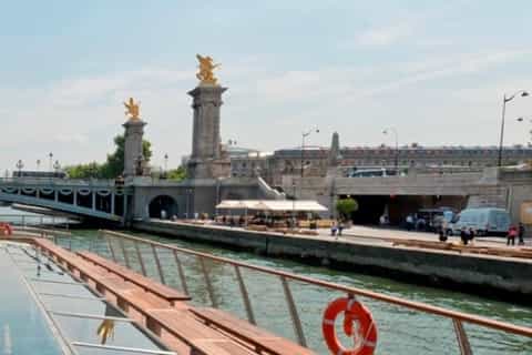 Paris: Seine Cruise & Crepe Tasting near the Eiffel Tower