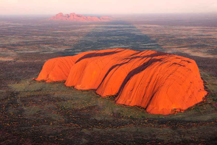 Yulara: Uluru Rock 20-Minuten-Rundflug mit dem Starrflügler
