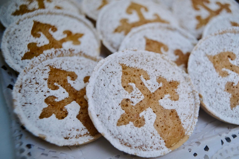 Santiago de Compostela: Food Tour with 6 Tastings & Drinks