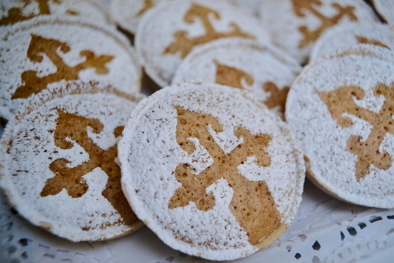 Santiago de Compostela: Food Tour with 6 Tastings & Drinks