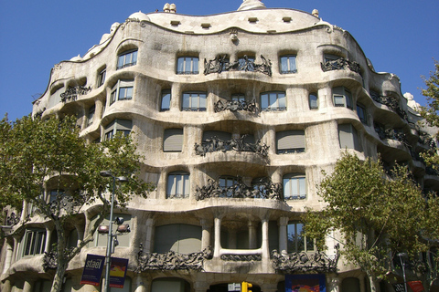 Barcelona Highlights: Half-Day Private Van Tour Half-Day Private Van Tour