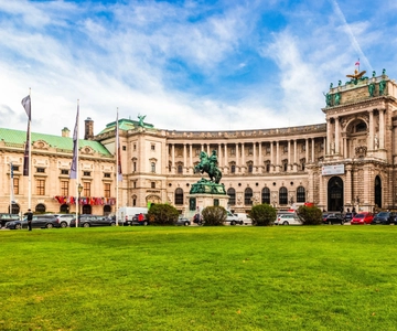 Skip-the-Line Hofburg Ticket & Sisi Museum Tour