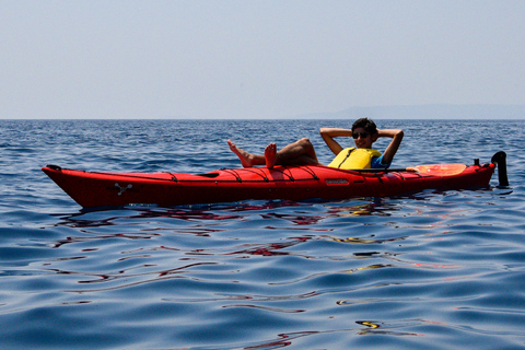 Kardamyli: kayak de mar con almuerzo