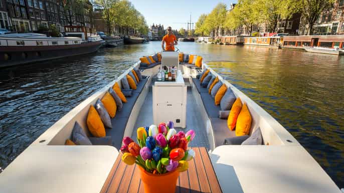 amsterdam 1hour luxury canal cruise from rijksmuseum
