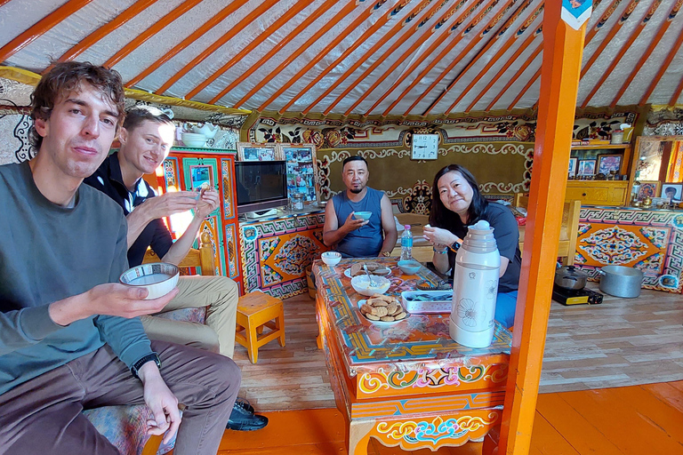 Nomad Family Home Stay in Arkhangai Province