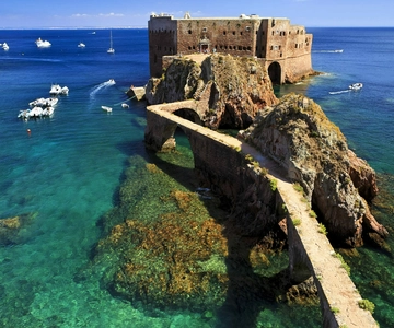 From Peniche: Round-Trip Boat Tour of Berlengas Archipelago
