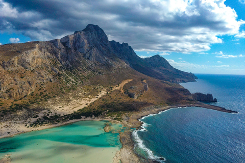 Desde Chania: viaje por carretera privado en 4x4 a la laguna de Balos y Falassarna