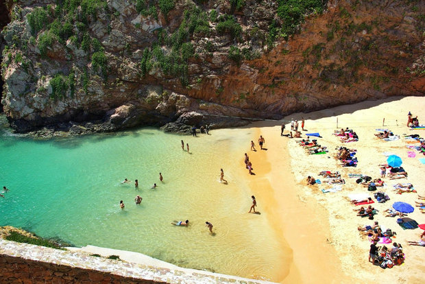 Peniche: escursione sull'isola di Berlengas, tour a piedi e in grotta