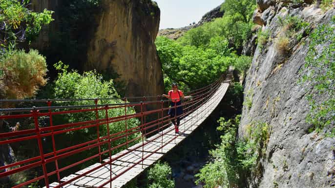 granada los cahorros de monachil canyon hiking tour