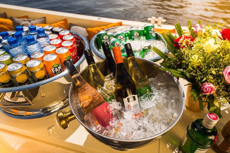 Amsterdam: Private Cruise with Drinks & Optional Snacks 2-Hour Cruise
