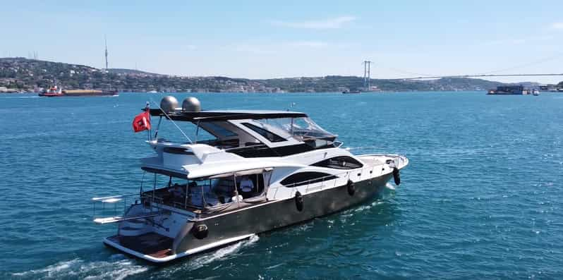 location yacht istanbul