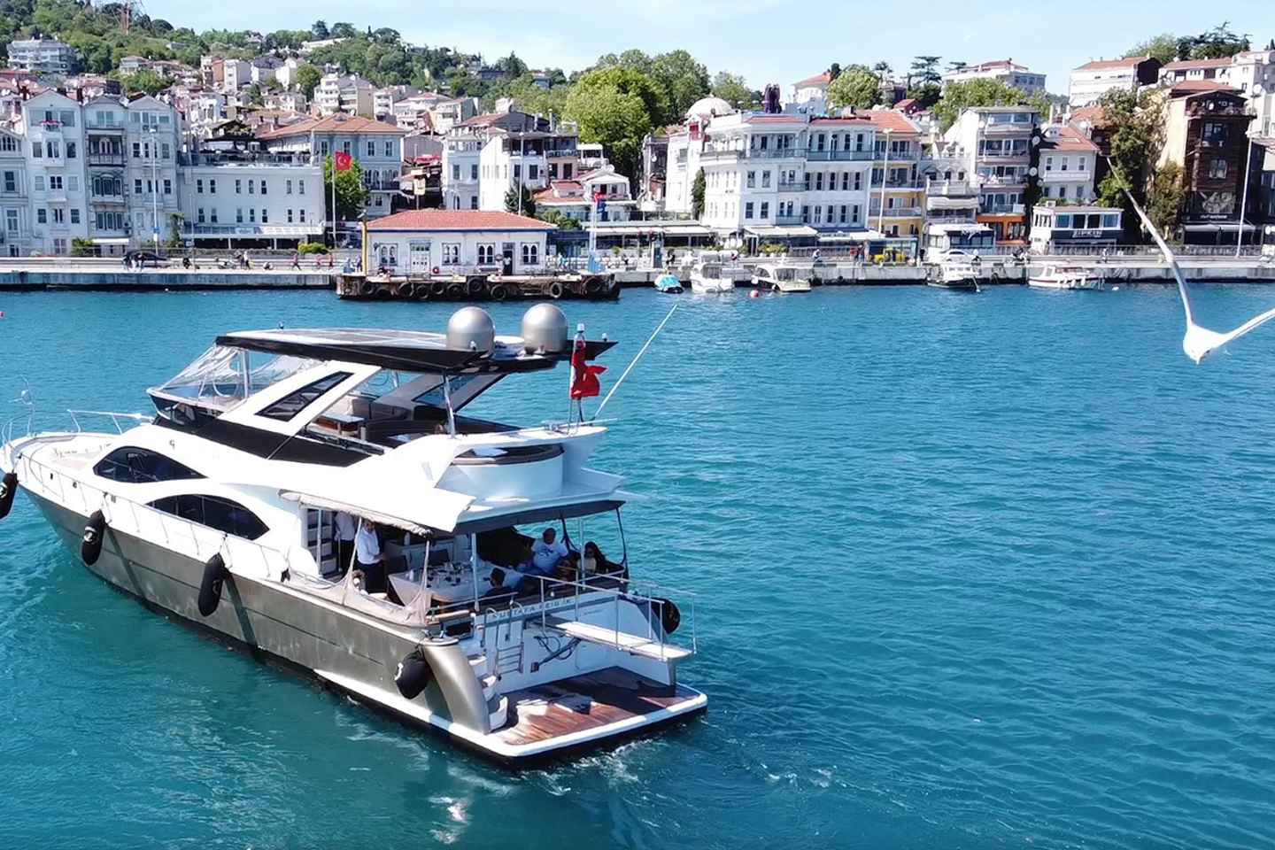 Luxury Private Yacht Rental