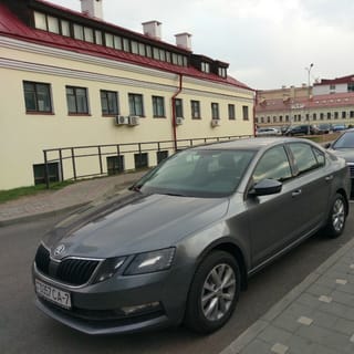 Minsk: Private Airport Transfer