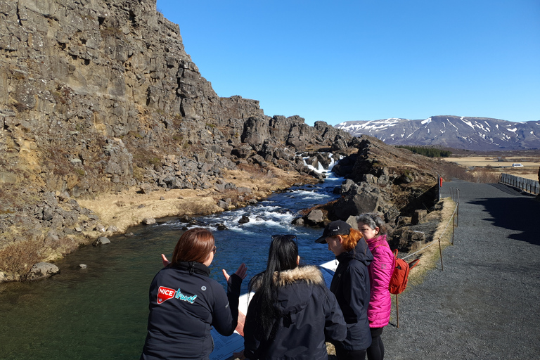 Da Reykjavík: tour al Circolo d&#039;Oro, cratere Kerið e Laguna Blu9:00 Partenza - Ingresso Comfort