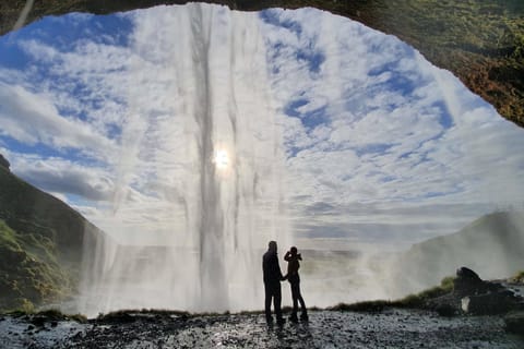 Reykjavik: Wild Waterfalls, Black Beach & Glacier Day Trip