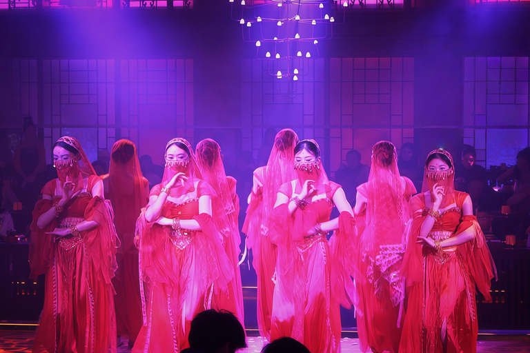 Chengdu: Shuguo Banquet with Hanfu Costume & Makeup Row 2 Only Meal （Plz to book 3 days in advance）