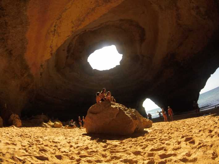 Depuis Faro excursion guidée à la grotte de Benagil GetYourGuide