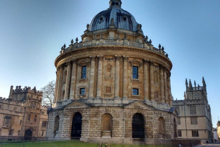Oxford: River Cruise and Walking Tour to Iffley Village