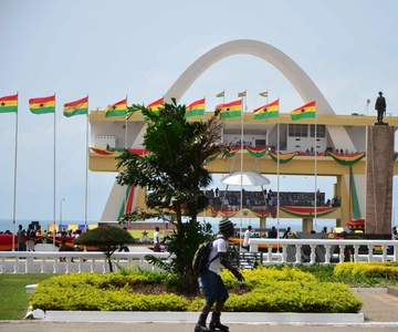 Accra: Guided City Tour with Lunch
