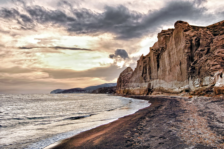 Santorini: Countryside Hidden Paths Private Tour