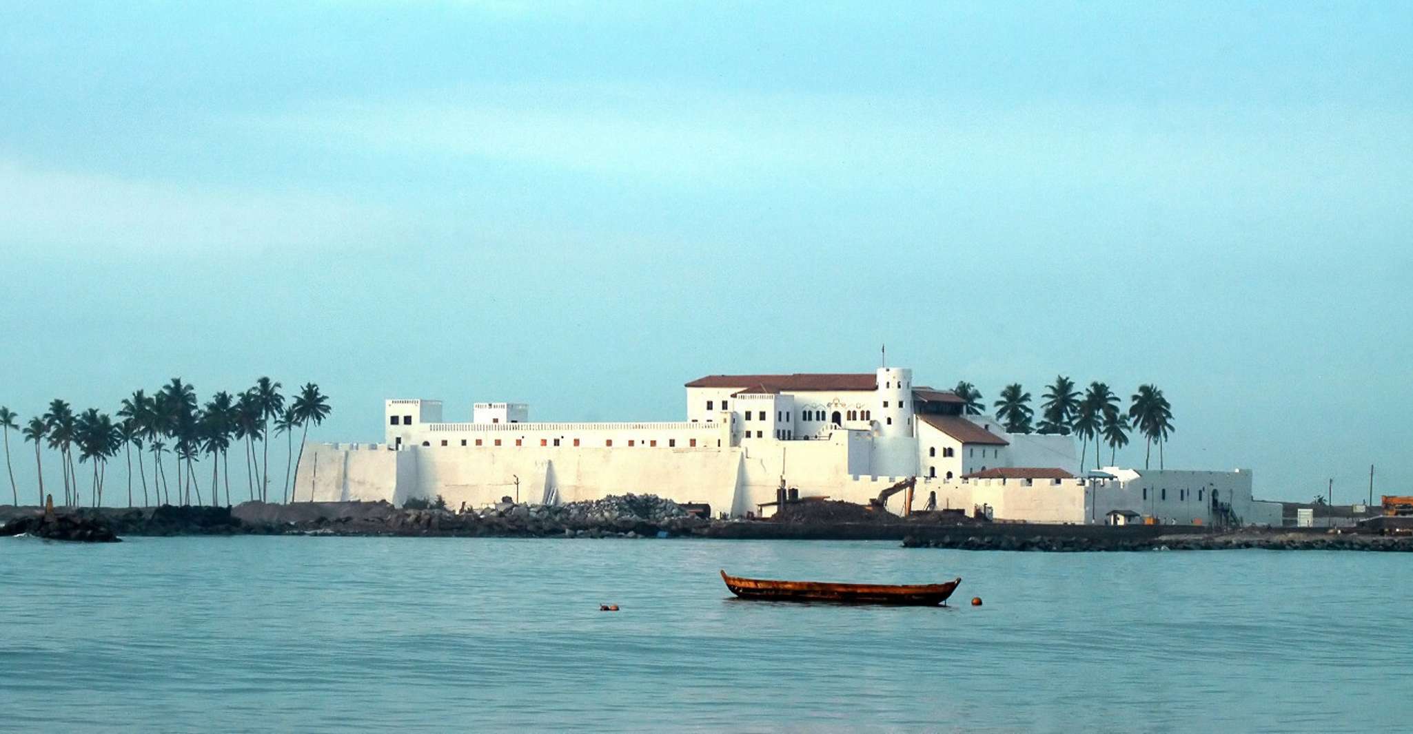 从阿克拉,海岸奴隶地下墓穴角,带午餐的 