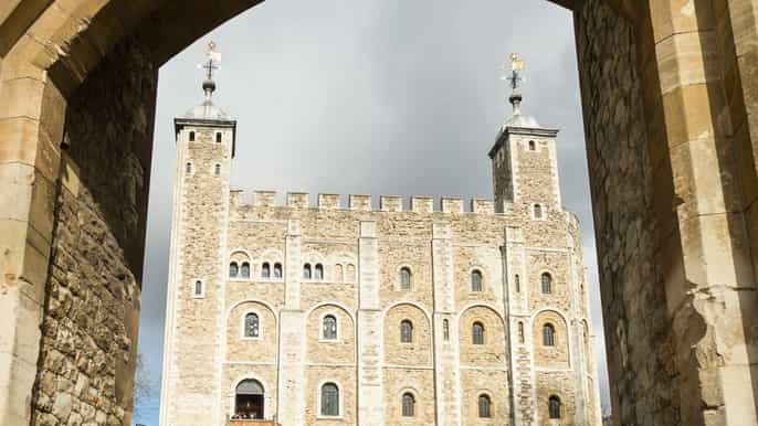london tower of london and crown jewels exhibition ticket