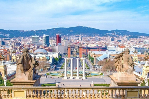 Barcelone: visite de la Sagrada Familia et de la ville avec prise en charge à l'hôtelVisite en petit groupe en espagnol