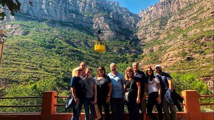 barcelona sagrada familia montserrat fullday with pickup