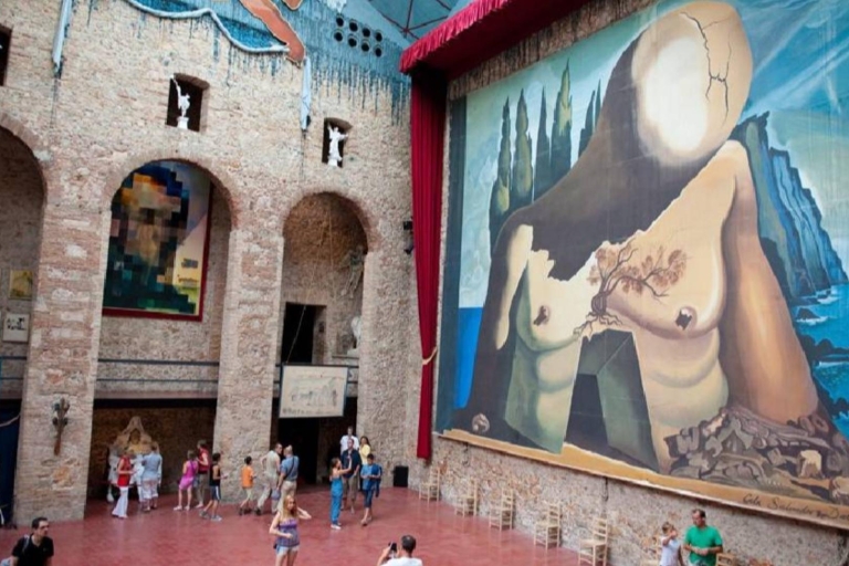 Ab Barcelona: Tour auf den Spuren von Dalí mit HotelabholungPrivate Tour