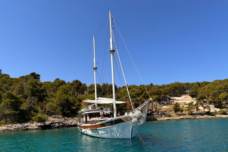 Brac/Hvar/Lagoa Azul - Excursão de um dia de barco