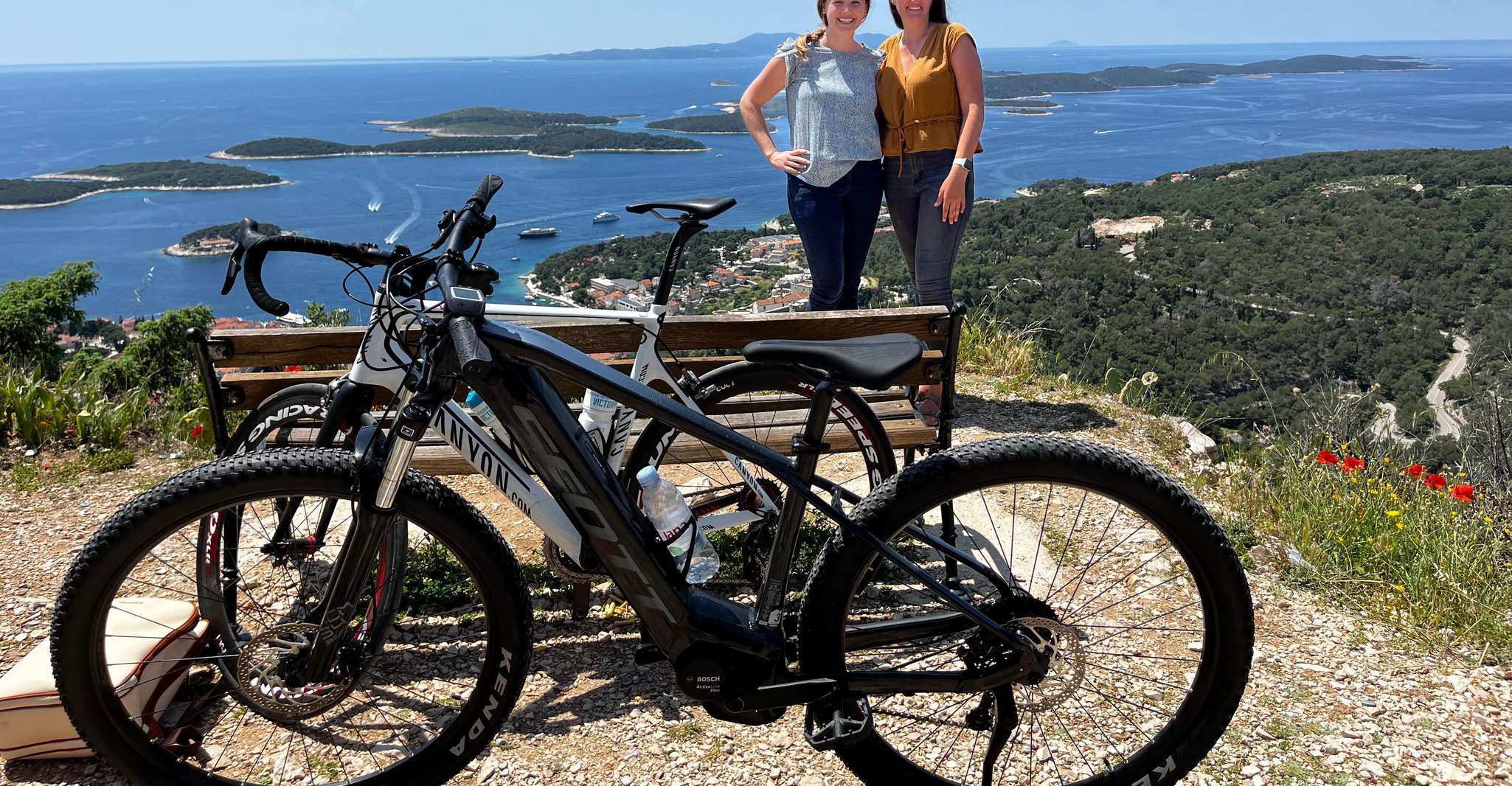 Hvar, tour di e-bike autoguidato a Stari Grad - Housity