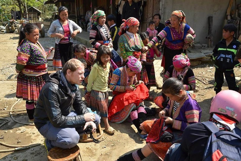 Från Hanoi: Sapa Tour w Fansipan Peak och Limousine Transfer4-stjärnigt boende med hotellhämtning