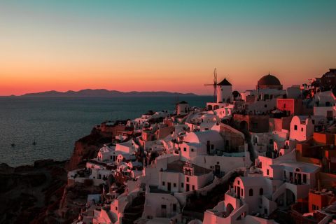 Santorini: tour virtuale di Oia Sunset da casa tua