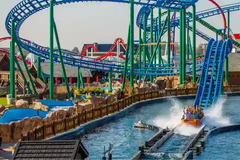From Kraków: Energylandia Amusement Park Transfer and Entry
