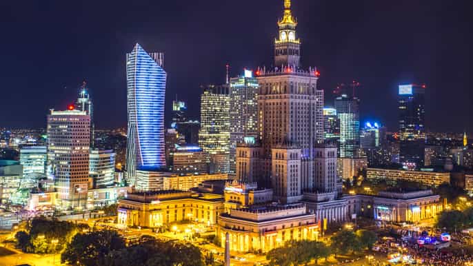 varsovia entrada a la terraza con vistas al palacio de la cultura y la ciencia