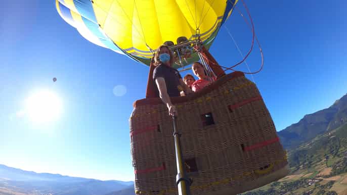 barcelona private hot air balloon flight