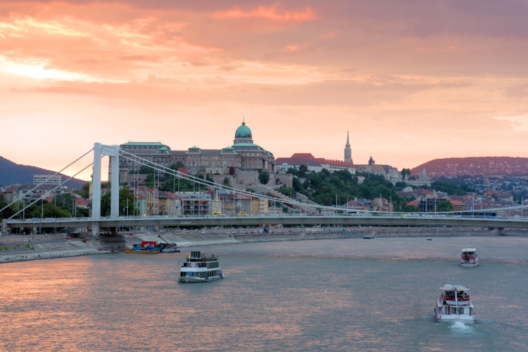 Budapest: tour guiado en autobús de 4 horas con crucero por el río