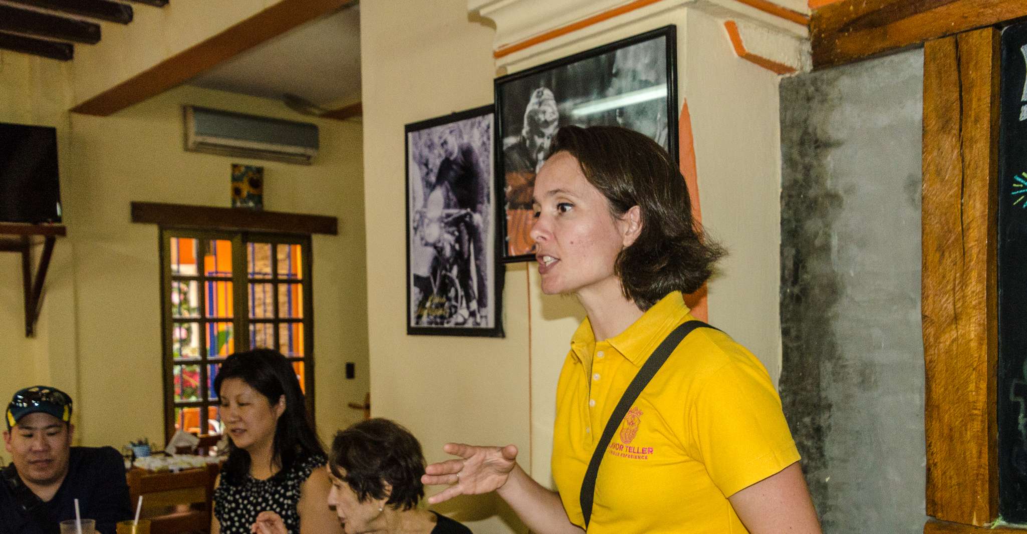 Mazatlan, Barrio Bites Tour in einem traditionellen Taxi - Hizvo