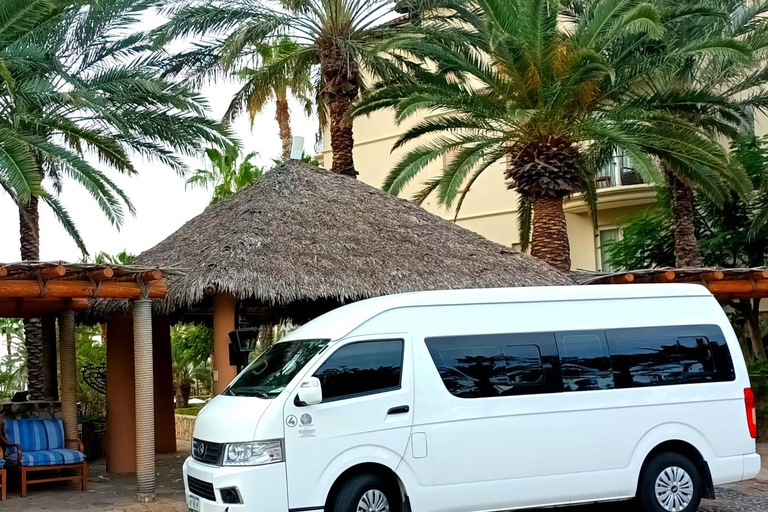 Los Cabos Airport: Group Transportation to San Jose del Cabo