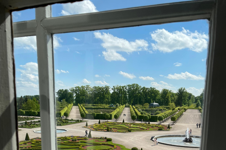 Au départ de Riga : excursion à la colline des croix, au palais de Rundale et à Bauska