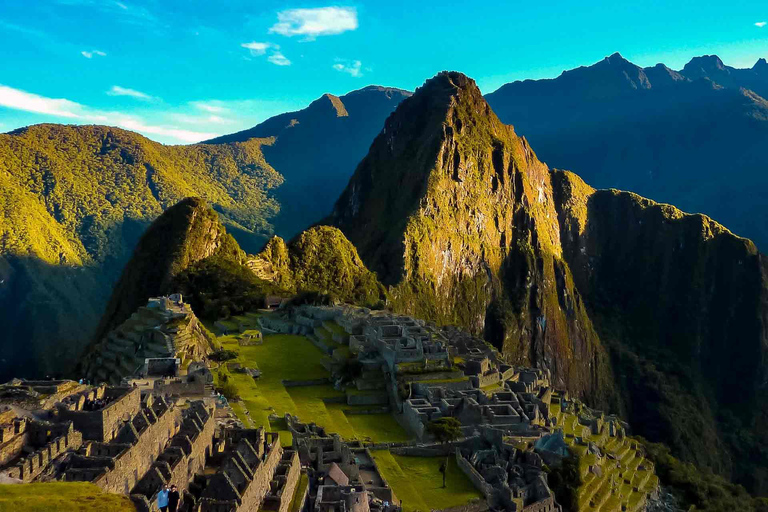 Machu Picchu al Atardecer