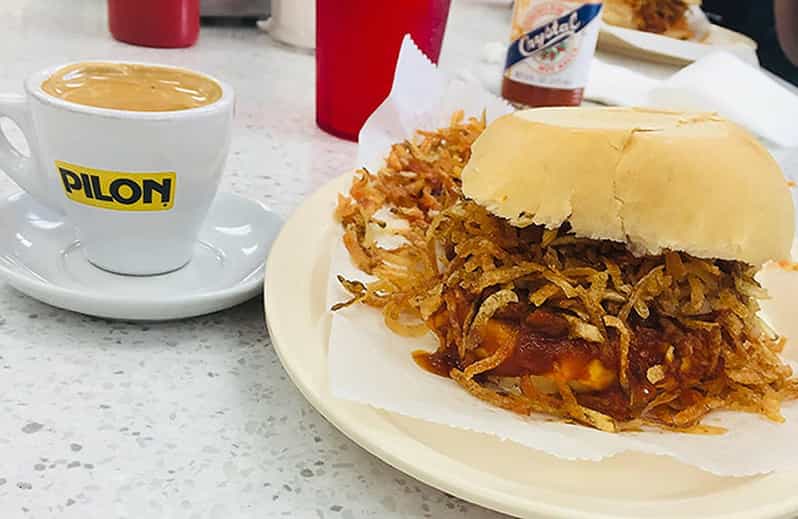 Miami: Paseo Privado por la Pequeña Habana | GetYourGuide