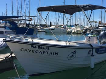 Portimão: Caves, Benagil and Algarve Coastline Boat Tour