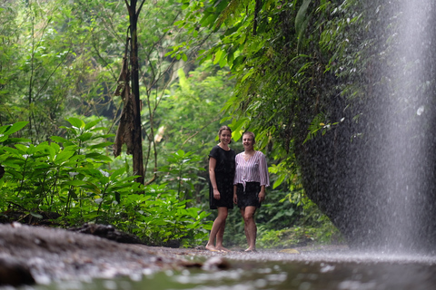 Bali: tour privado personalizado com um guia femininoExcursão de dia inteiro