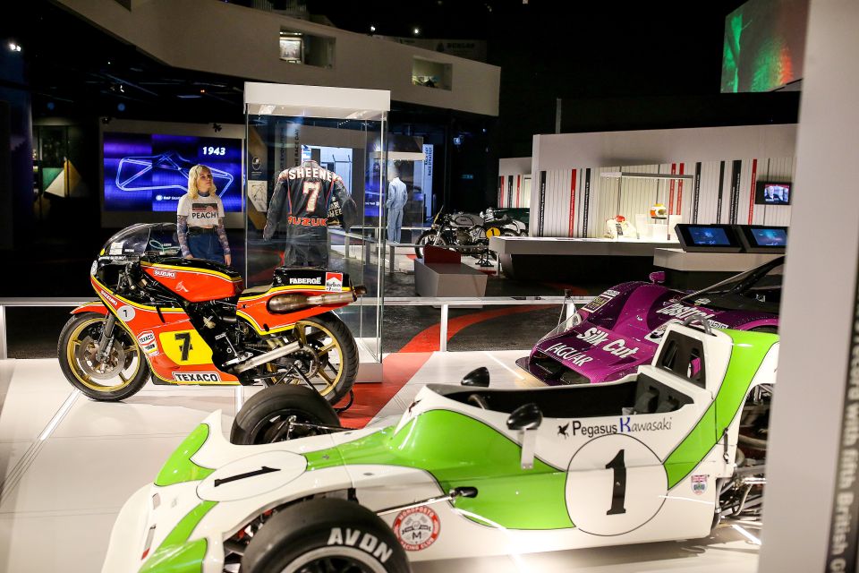 Have your photo taken with the - Silverstone Museum