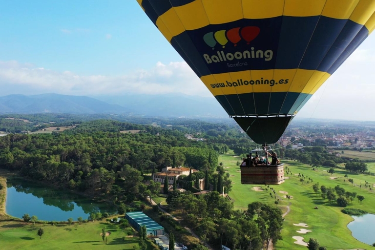 Barcelona: HeißluftballonfahrtBarcelona: Heißluftballonfahrt ab Treffpunkt